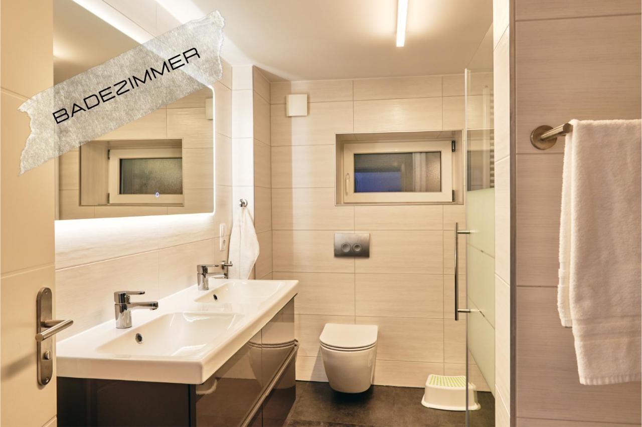 Grosszuegige Ferienwohnung Mit Terrasse Busum Exterior photo