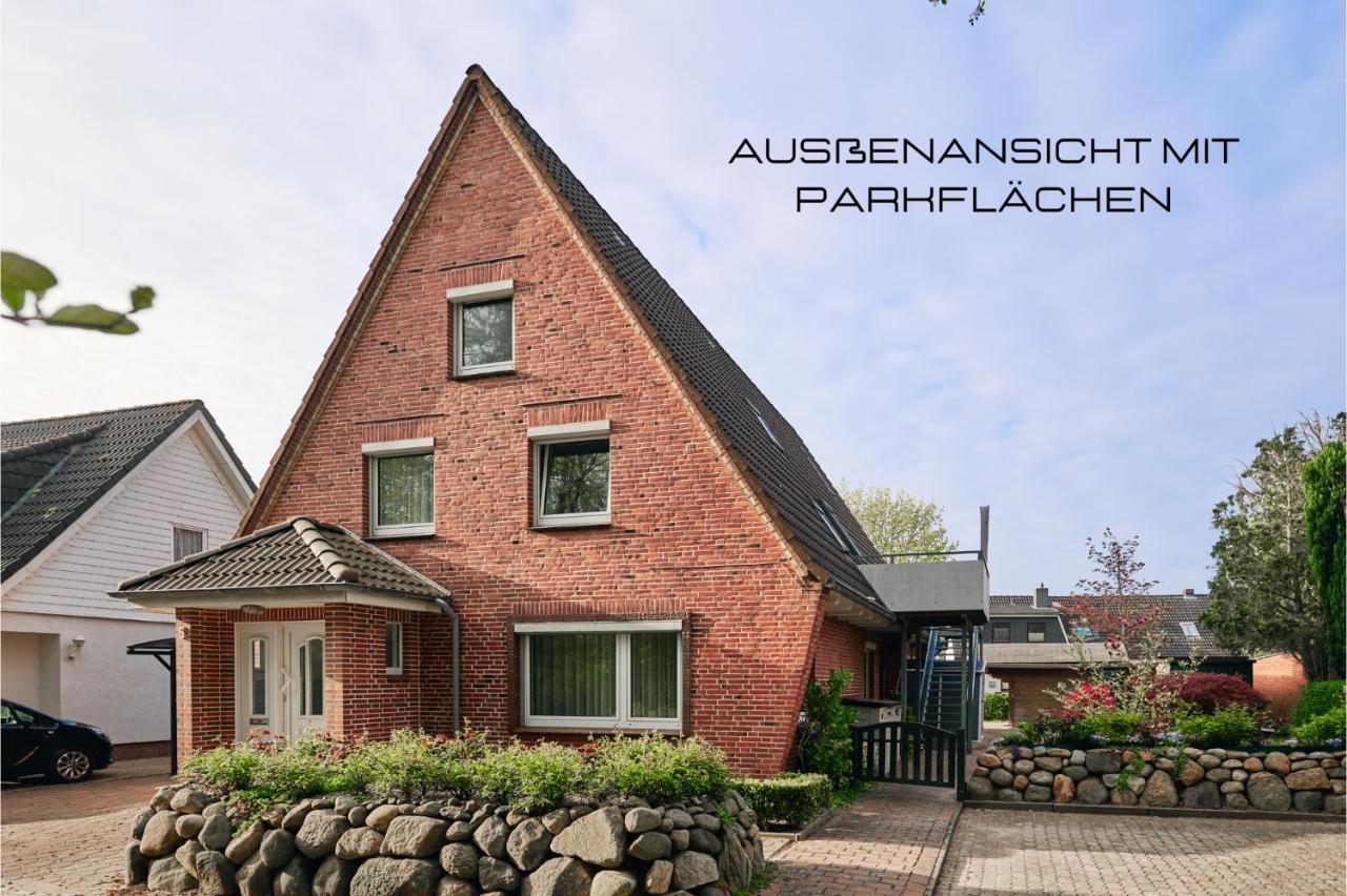Grosszuegige Ferienwohnung Mit Terrasse Busum Exterior photo